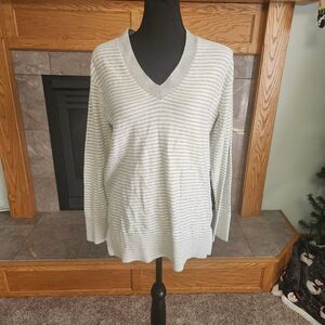 TOMMY HILFIGER GREY&WHITE STRIPED LONG SLEEVED RELAXED FIT V-NECK SWEATER